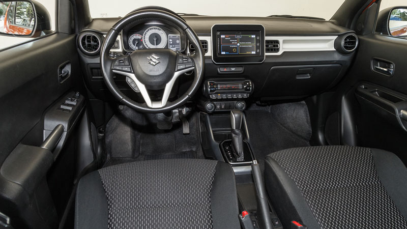 Τα υλικά κατασκευής δεν διεκδικούν δάφνες ποιότητας, όμως κινούνται σε ικανοποιητικό επίπεδο