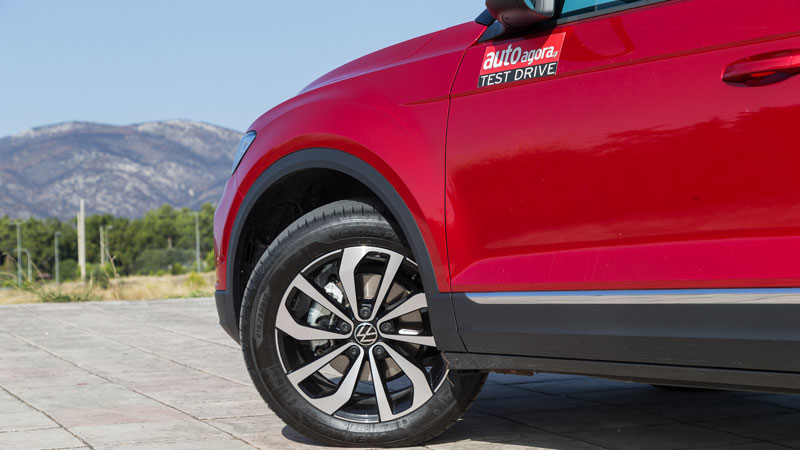 Τα 37 μέτρα που χρειάζονται τα φρένα για να ακινητοποιήσουν το μοντέλο από τα 100 χλμ./ώρα κρίνονται ικανοποιητικά 