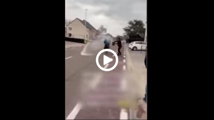 Έφτυνε κάθε μέρα ξένα αυτοκίνητα και τον τιμώρησαν [video]