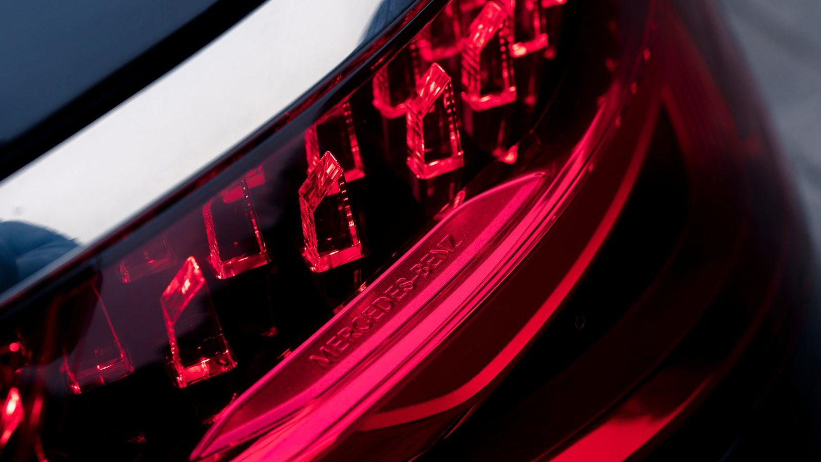 Δοκιμάζουμε τη Mercedes S 580 e: Για ηγέτες κρατών και όχι μόνο 