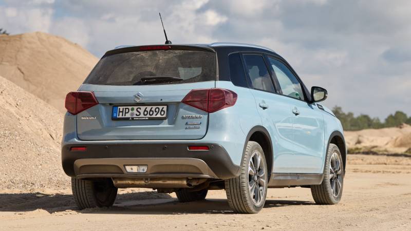 SUV ή off-roader; Πόσο Vitara έχει απομείνει στο Suzuki Vitara;