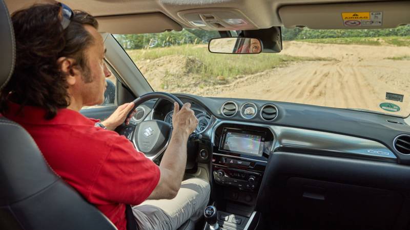 SUV ή off-roader; Πόσο Vitara έχει απομείνει στο Suzuki Vitara;