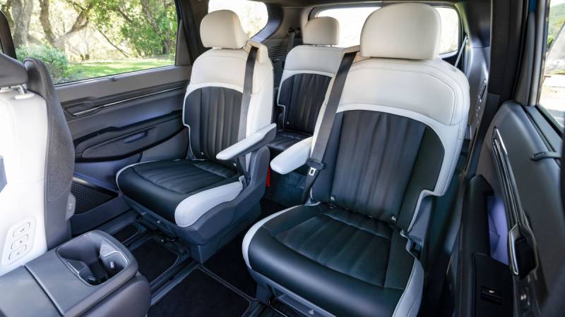 Γίγαντας με ρόδες! Το Kia EV9 εκπλήσσει με τη δυναμική του!