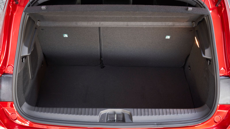 Οδηγούμε το νέο Mitsubishi Colt: Ένα Clio με ιαπωνικό αέρα