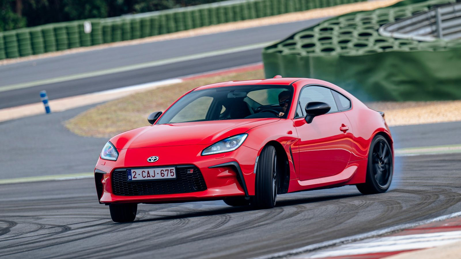 10,6 εκατ. αυτοκίνητα θέλει να κατασκευάσει το 2023 η Toyota