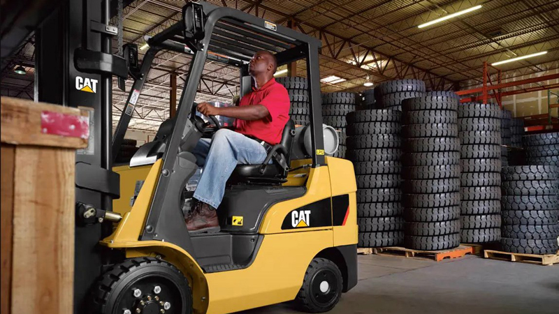 Παλετοφόροι-Περονοφόροι Caterpillar: Ο τρόπος για να μεταφέρεις παλέτες εύκολα