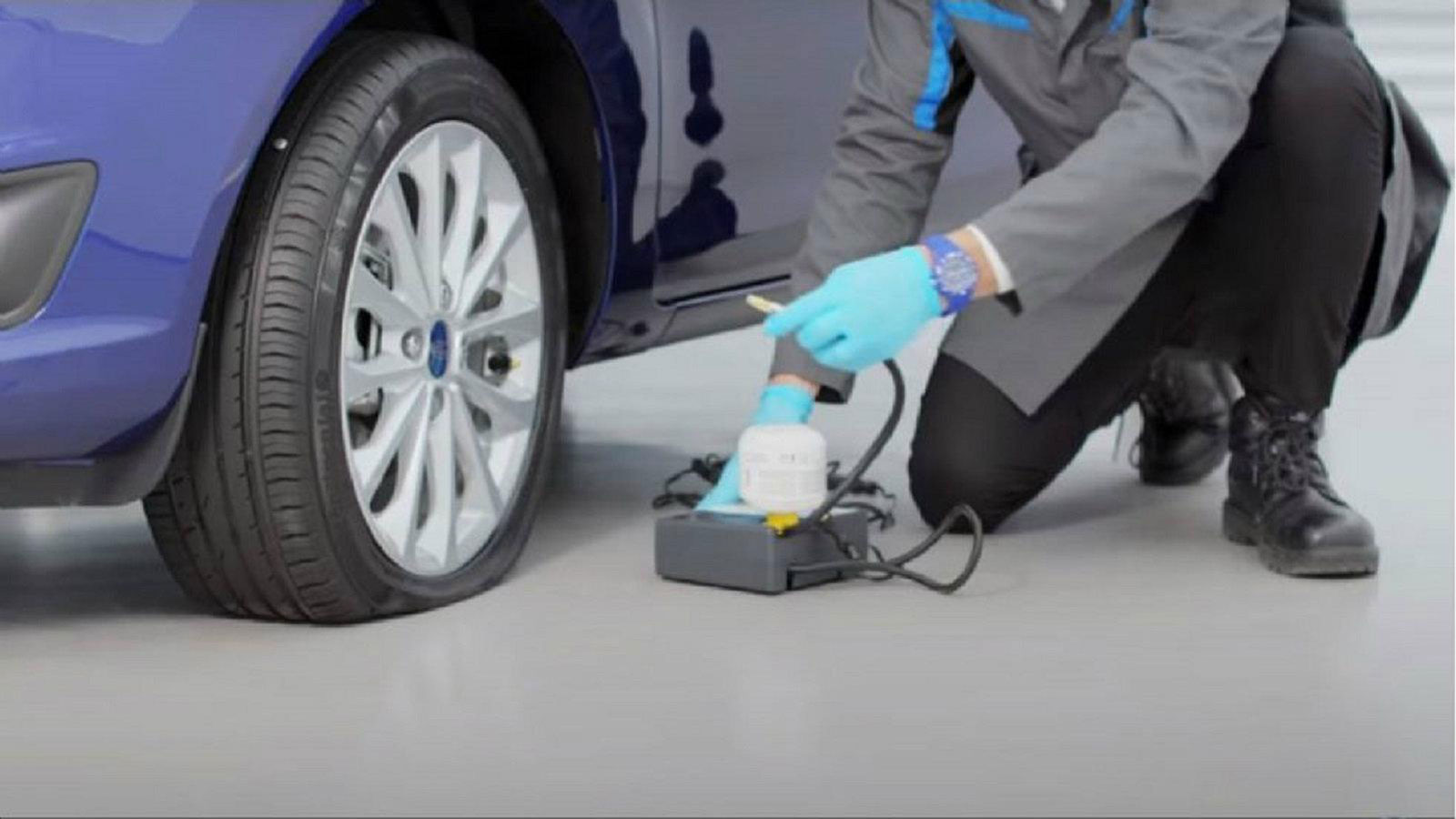 Το κιτ επισκευής βρίσκεται συνήθως τοποθετημένο στο χώρο αποσκευών κάτω από το δάπεδο, εκεί που θα ήταν και μια κανονική ρεζέρβα ή μια ρεζέρβα ανάγκης