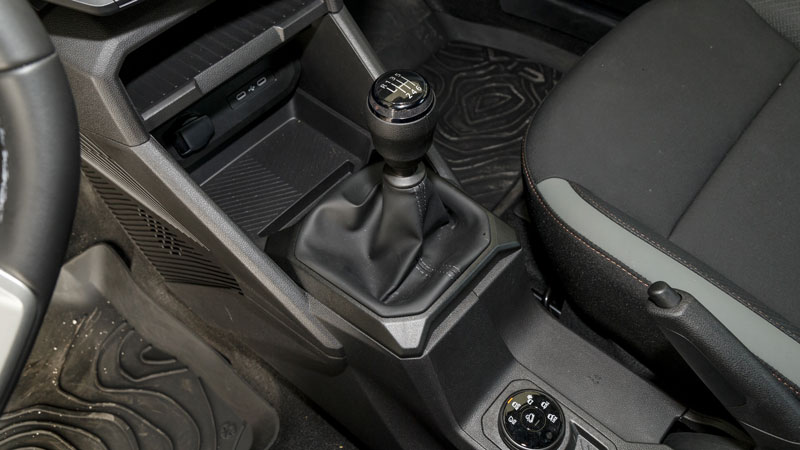 Η καμπίνα είναι πιο μοντέρνα και πιο ευρύχωρη