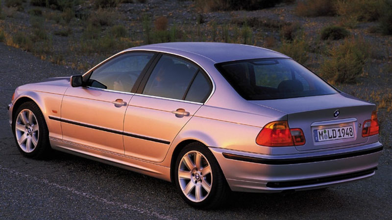 BMW E46: «Νεαρή» Γερμανίδα ετών 27!