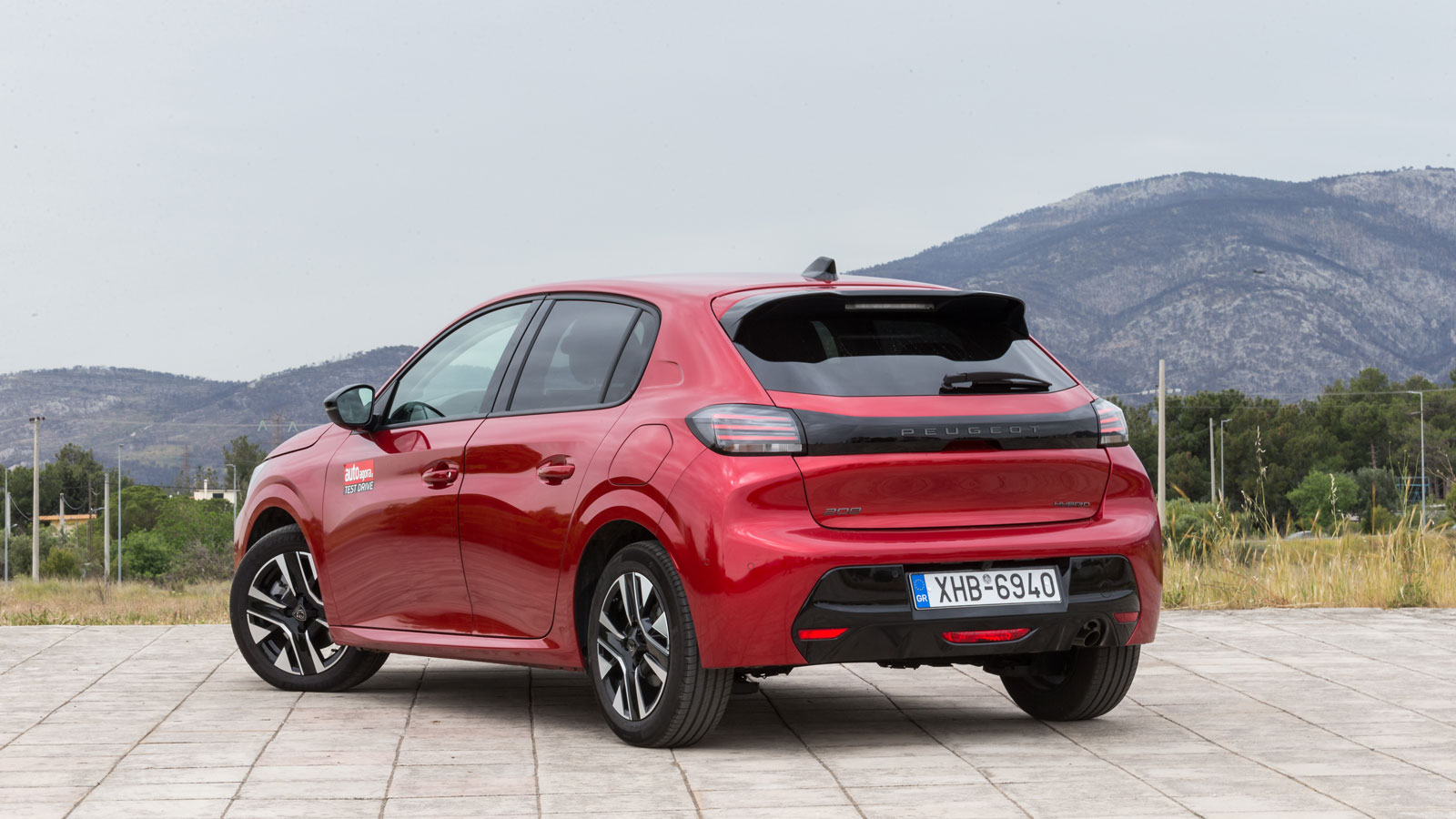 Peugeot 208 VS Volkswagen Polo Συγκριτικό