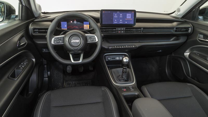 Jeep Avenger VS MG ZS. Ποιο ξεχωρίζει σε εξοπλισμό ασφάλειας και άνεσης;