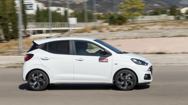 Ο κινητήρας των 79 ίππων είναι «ζωντανός» και καίει 5,8 λτ/100 χλμ