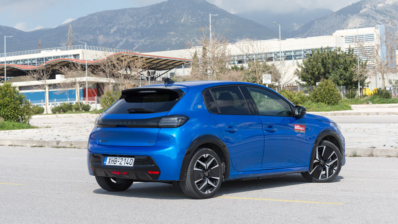 Λίγες οι αλλαγές στο εξωτερικό, αλλά αρκούν για να κάνουν τη διαφορά