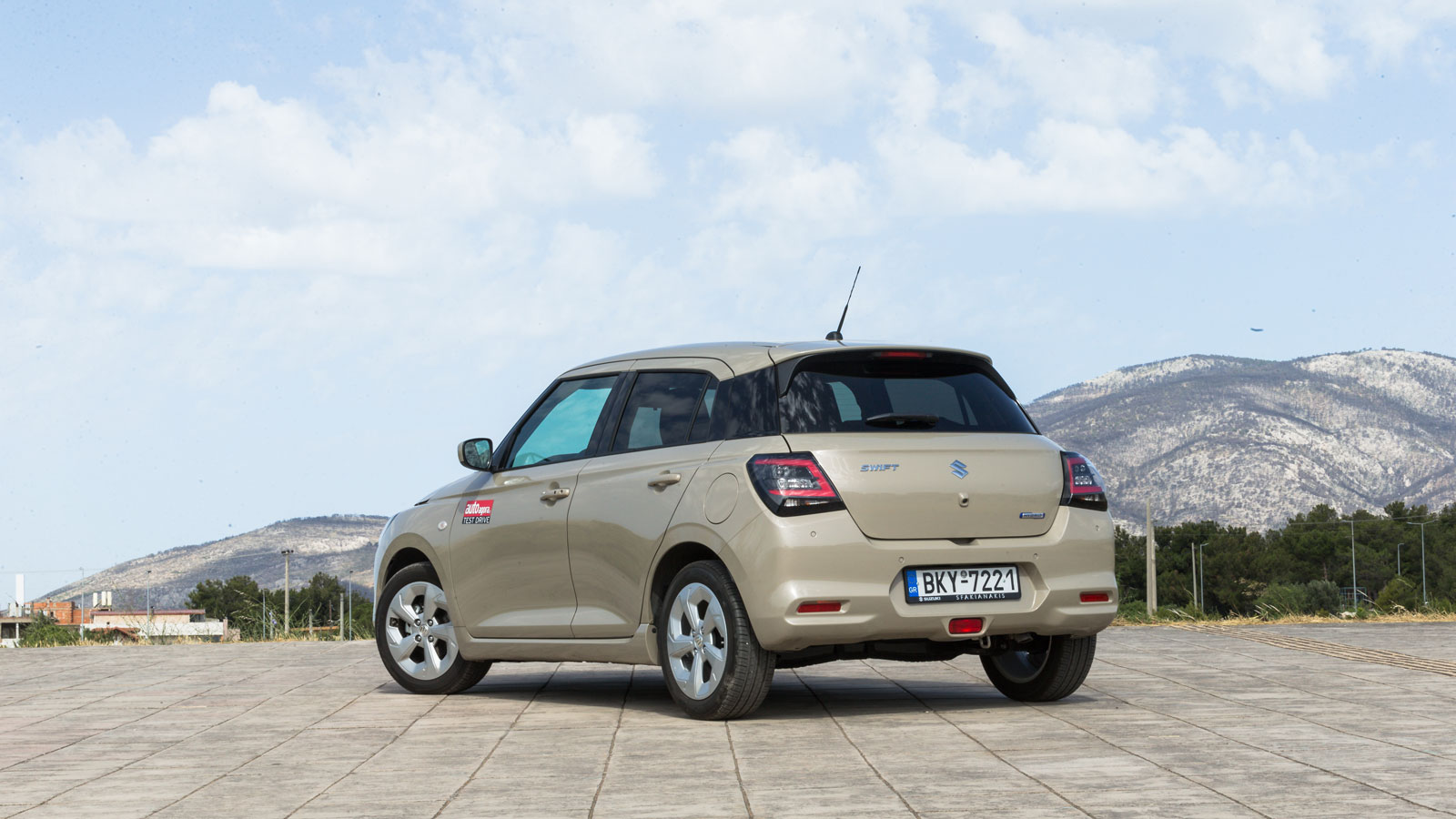 Hyundai i20 VS Suzuki Swift Βαθμολογίες. Ποιο είναι καλύτερο σε κατανάλωση, χώρους, επιδόσεις, εγγυήσεις;