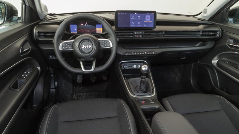 Jeep Avenger VS Nissan Juke. Ποιο ξεχωρίζει σε εξοπλισμό ασφάλειας και άνεσης;