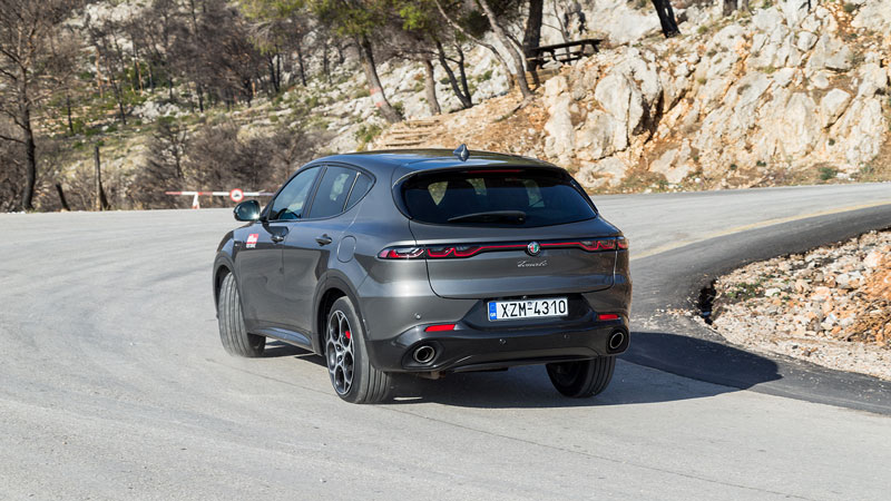 Alfa Romeo Tonale 280 PS PHEV Q4: Φινέτσα, επιδόσεις και οικονομία