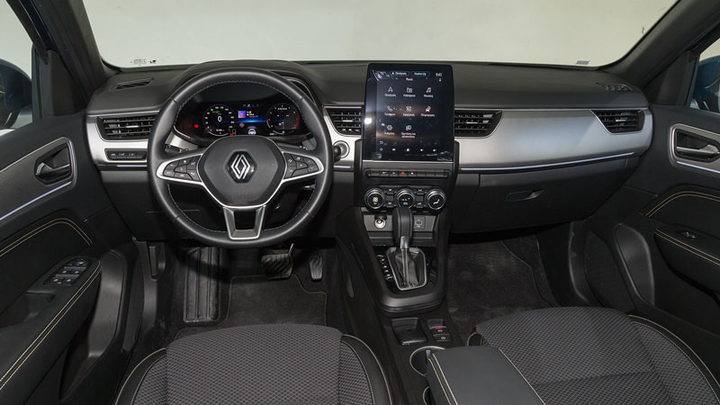 Renault Arkana 140 PS. Τι βαθμό παίρνει σε κατανάλωση, χώρους, επιδόσεις, εγγυήσεις.