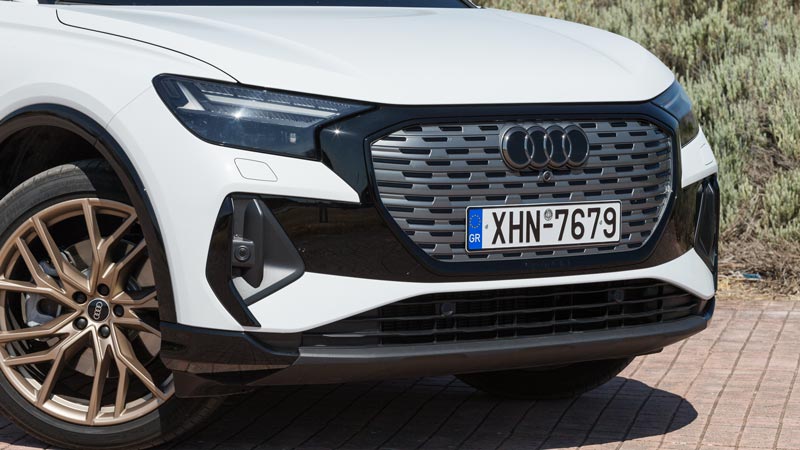 Audi Q4 45 e-tron: Ανανεωμένο, εκρηκτικό και με 400+ χλμ. αυτονομία
