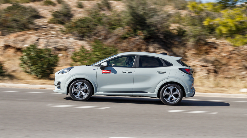 Ford Puma. Πόσο καλό είναι σε εξοπλισμό άνεσης και ασφάλειας.