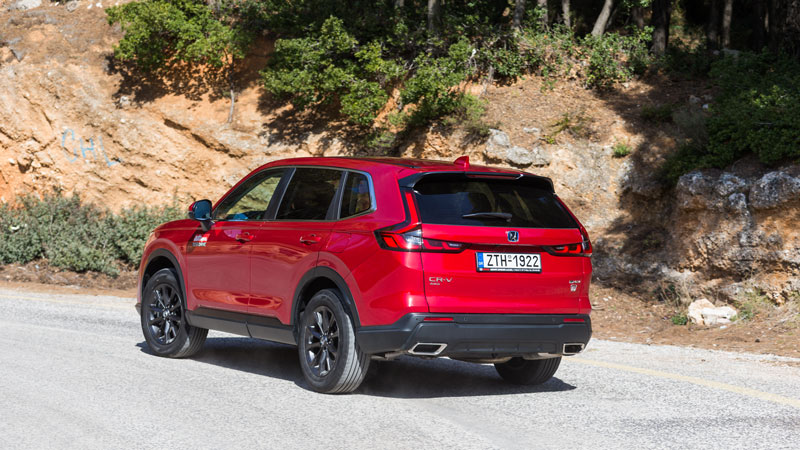 Νέο Honda CR-V: Τετρακίνητo, με κατανάλωση πάτωμα