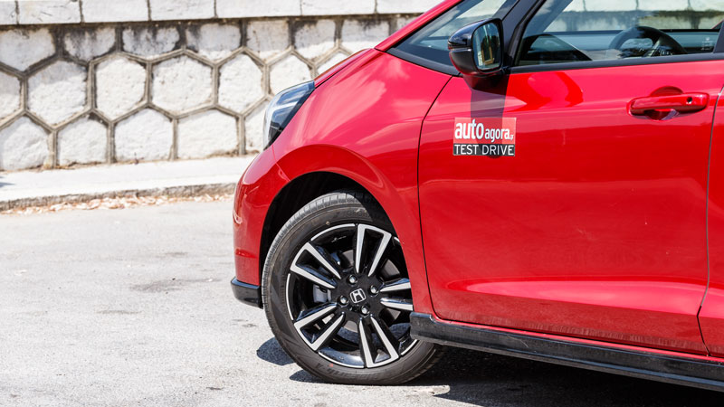 Σε ρηχά επίπεδα κινείται η απόσταση ακινητοποιήσεως, με τα 38,4 μ. που χρειάζεται να μην ενθουσιάζουν