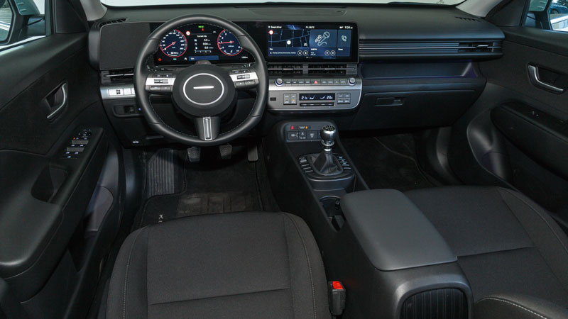 Ηyundai Kona MHEV: Πόσο καλό είναι σε εξοπλισμό άνεσης και ασφάλειας;