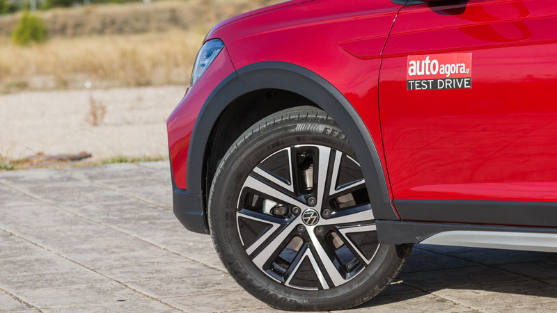 Τα φρένα χρειάζονται 37 μ. για να ακινητοποιήσουν το μοντέλο από τα 100 χλμ. /ώρα