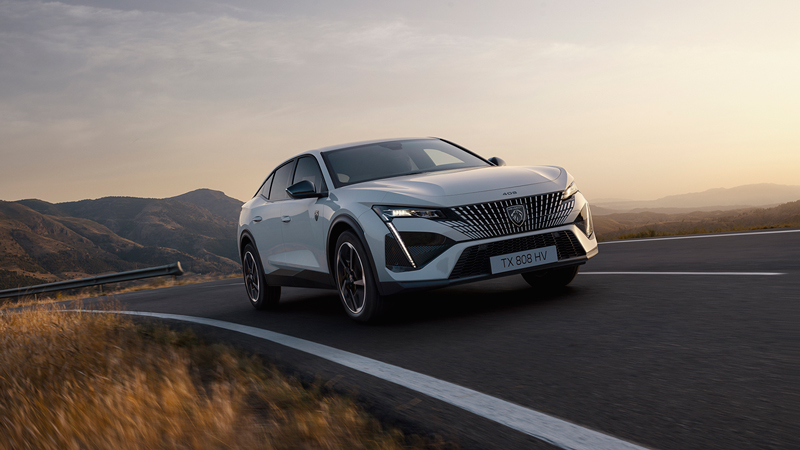 Νέο 100% ηλεκτρικό Peugeot E-408