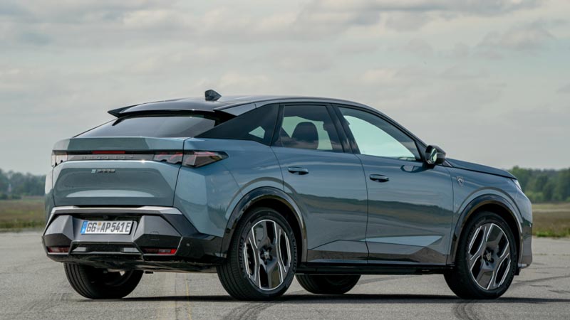 Νέο Peugeot E-3008: Ηλεκτρική αναγέννηση