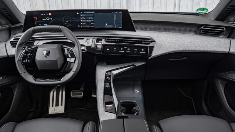 Νέο Peugeot E-3008: Ηλεκτρική αναγέννηση