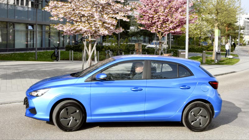 Οδηγούμε το νέο υβριδικό MG3: Αλλάζει τα δεδομένα στα μικρά πόλης;