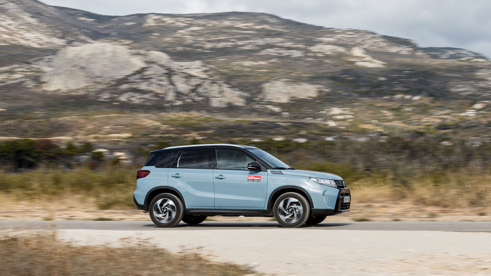 Suzuki Vitara. Πόσο καλό είναι σε εξοπλισμό άνεσης και ασφάλειας.