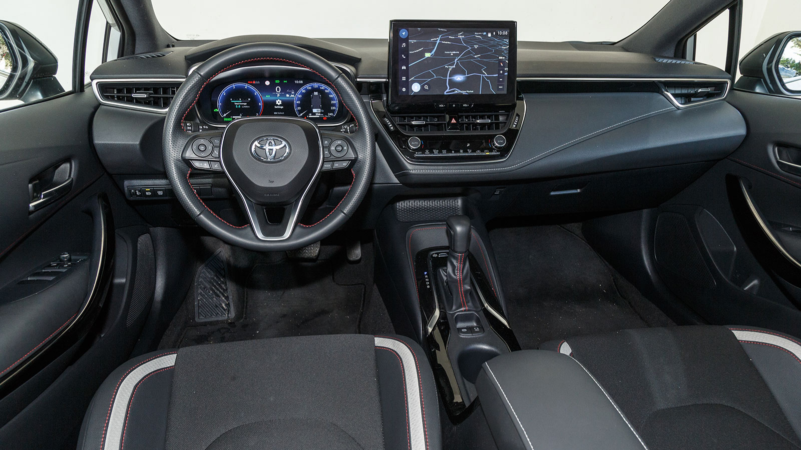 Toyota Corolla VS Volkswagen Golf Συγκριτικό