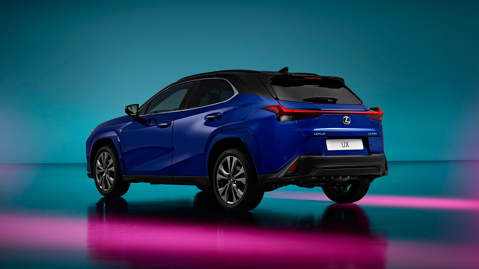 Αποκαλύφθηκε το νέο Lexus UX 300h για την Ευρώπη