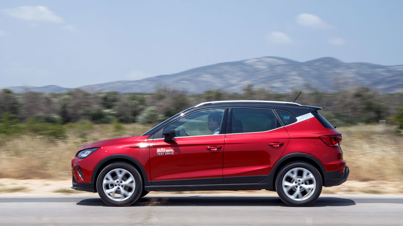 Seat Arona 115 PS: Πόσο καλό είναι σε εξοπλισμό άνεσης και ασφάλειας;