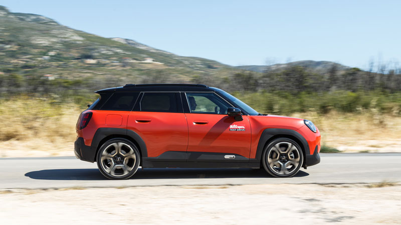 Το MINI Aceman SE έχει 218 ηλεκτρικά άλογα, κάνει πάνω από 350 χλμ με 1 φόρτιση