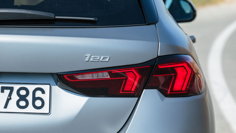 BMW 120: Οικογενειακό hatchback με 170 άλογα και sport συμπεριφορά