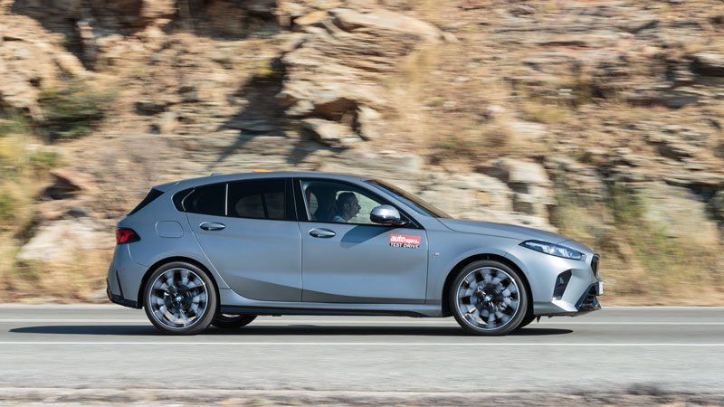 Ο ήπια υβριδικός κινητήρας των 170 ίππων καίει 7,7 λτ/100 χλμ