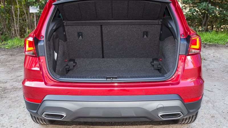 Seat Arona 115 PS: Έχει καλή τιμή και δεν ξεφεύγει σε κατανάλωση