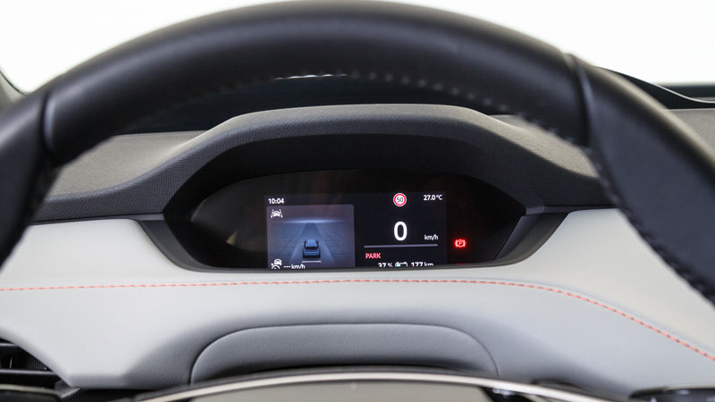 Skoda Elroq: Πόσο καλό είναι σε εξοπλισμό άνεσης και ασφαλείας;