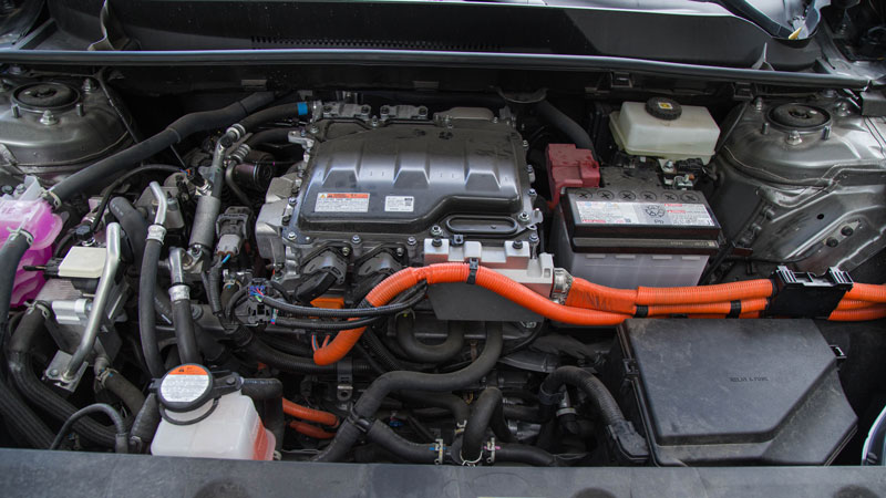 Toyota bZ4X 218 PS 4x4: Τι βαθμό παίρνει σε αυτονομία, χώρους, επιδόσεις, εγγυήσεις;