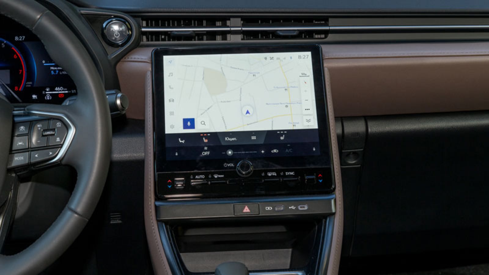 Lexus LBX: Πόσο καλό είναι σε εξοπλισμό άνεσης και ασφαλείας;