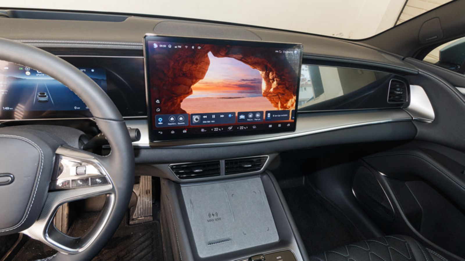 BYD Sealion 7 AWD LR: Πόσο καλό είναι σε εξοπλισμό άνεσης και ασφαλείας;