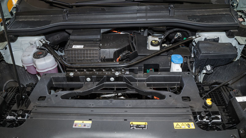 Skoda Elroq 85: Τι βαθμό παίρνει σε κατανάλωση, χώρους, επιδόσεις, εγγυήσεις;