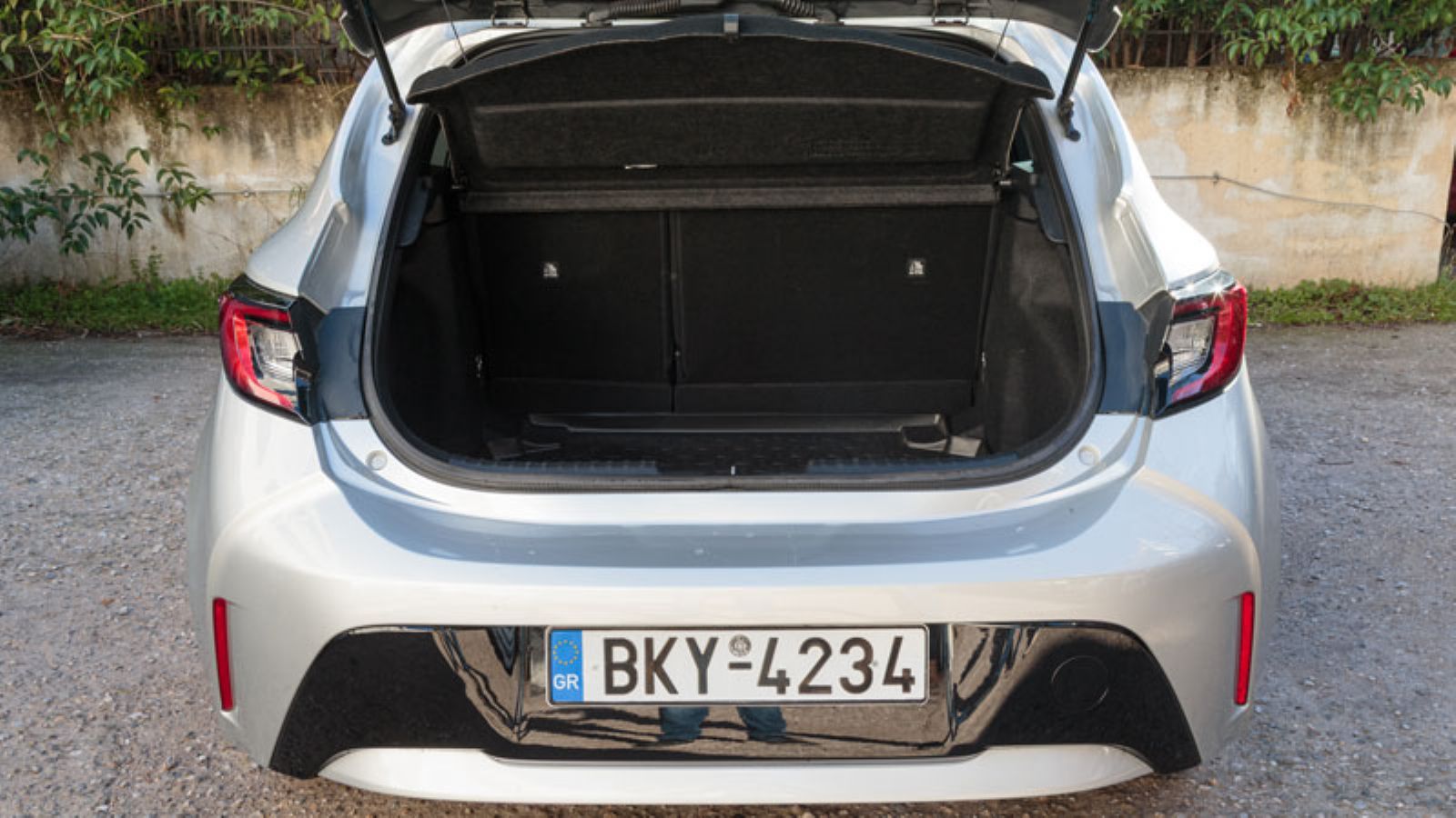 Ο χώρος αποσκευών της Toyota Corolla Hybrid