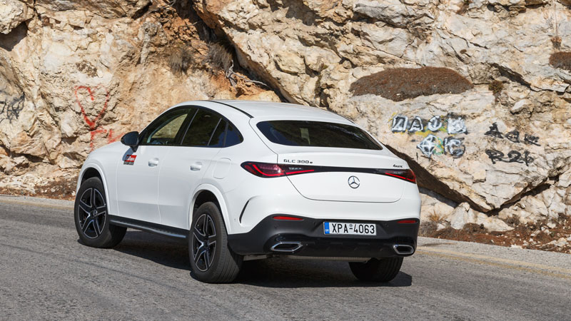 Mercedes GLC 300 e 4MATIC Coupe: Πολυτέλεια και δυναμισμός