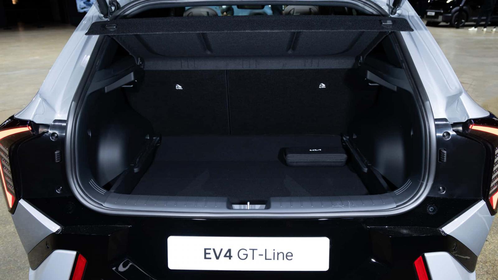 Kia EV4: Ντεμπούτο με 204 άλογα και αυτονομία έως 630 χλμ. αυτονομία