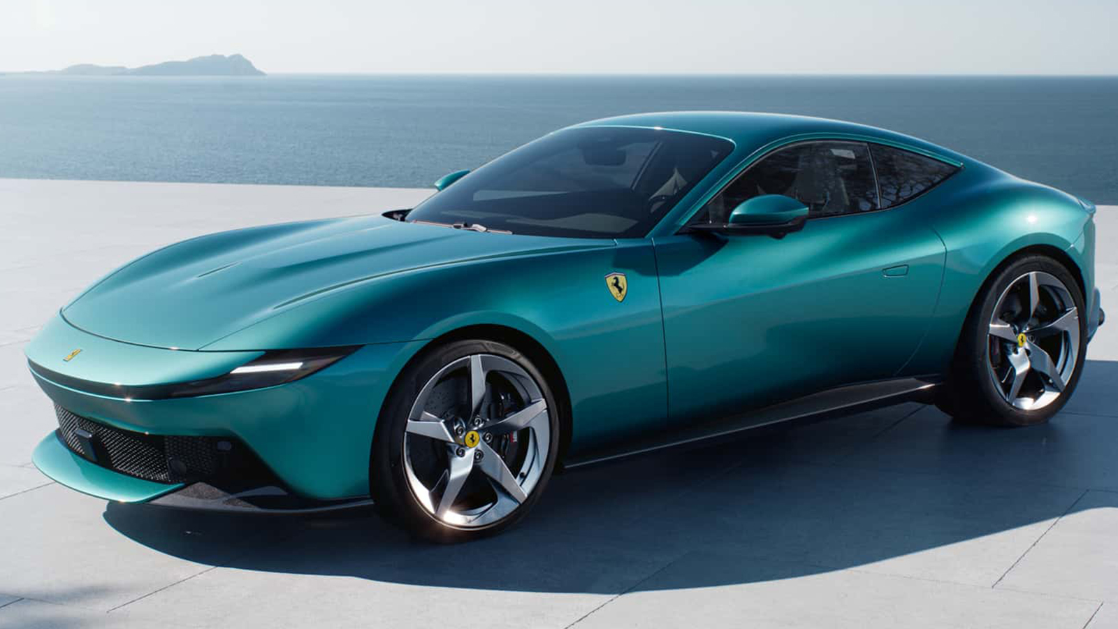 Πρεμιέρα για τη νέα Ferrari Amalfi με 640 ίππους 