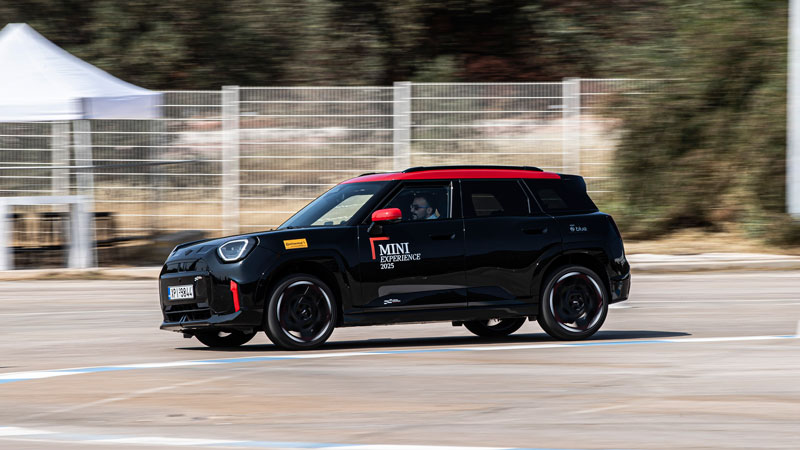 Οδηγήσαμε τα MINI John Cooper Works στην εκδήλωση MINI Experience