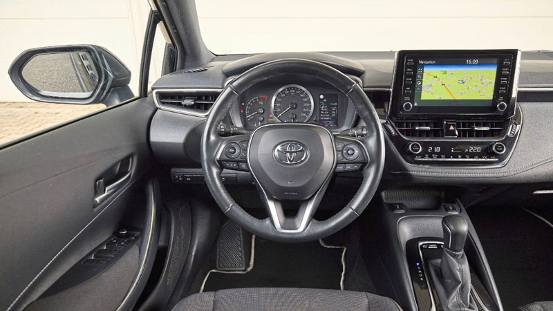 Test μεταχειρισμένου: Υβριδική Toyota Corolla 122 PS 2018-2023